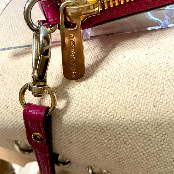 Michael Kors Pink and Gold Key Card Holder - Picture 6 of 13